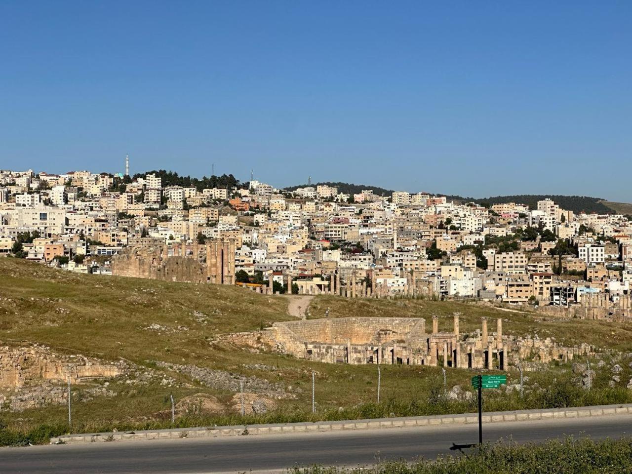 Jerash City View Jarash Eksteriør bilde