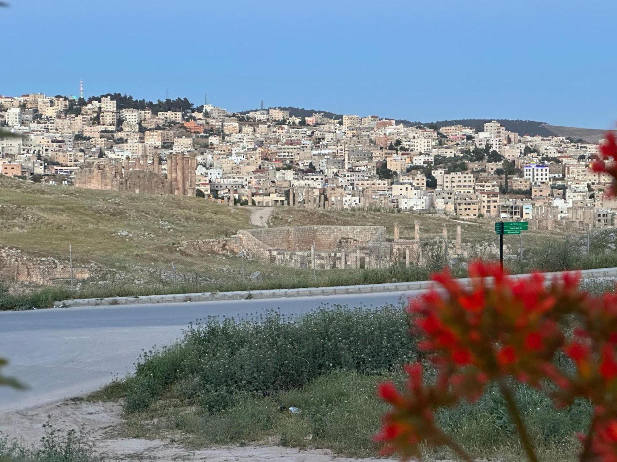 Jerash City View Jarash Eksteriør bilde